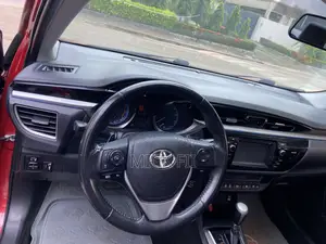 Toyota Corolla S Premium 4dr Sedan (1.8L 4cyl CVT) 2016 Red