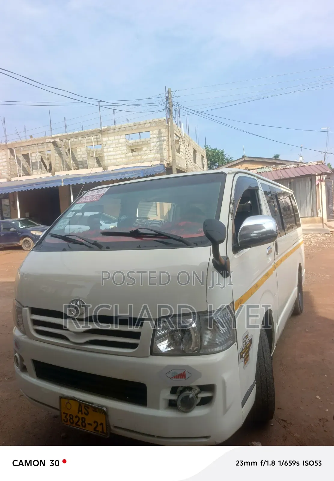 Toyota HiAce 2010 White