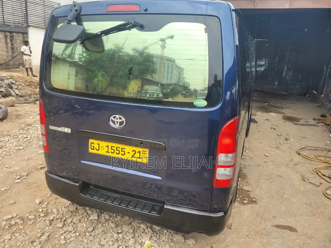 Toyota Grand HiAce 2012 Blue
