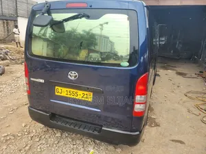 Toyota Grand HiAce 2012 Blue