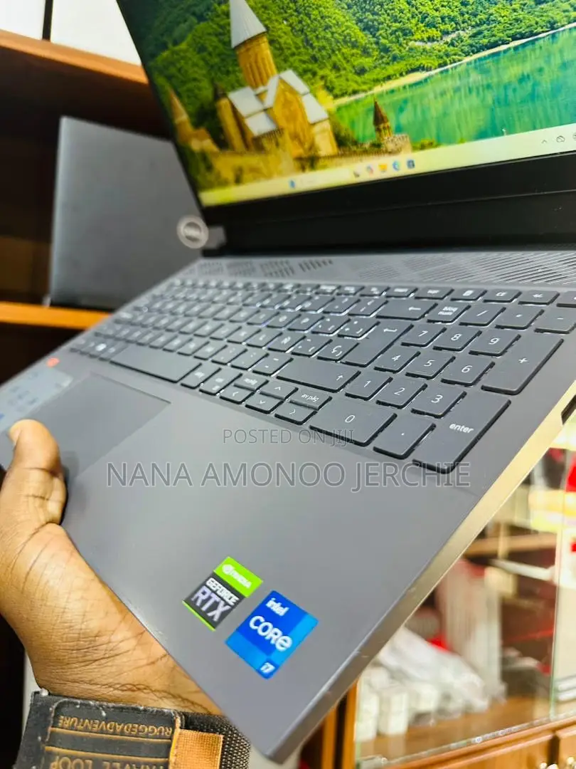 Laptop Dell G15 5535 8GB Intel Core i7 SSD 512GB