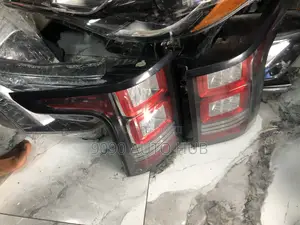 2016 Range Rover Vogue Taillight