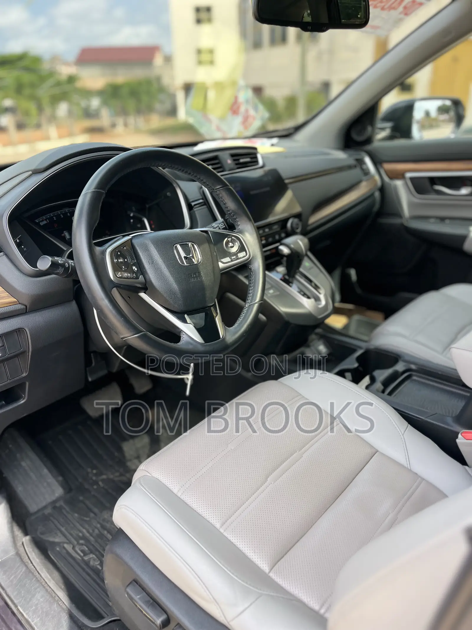 Honda CR-V Touring AWD 2018 Gray