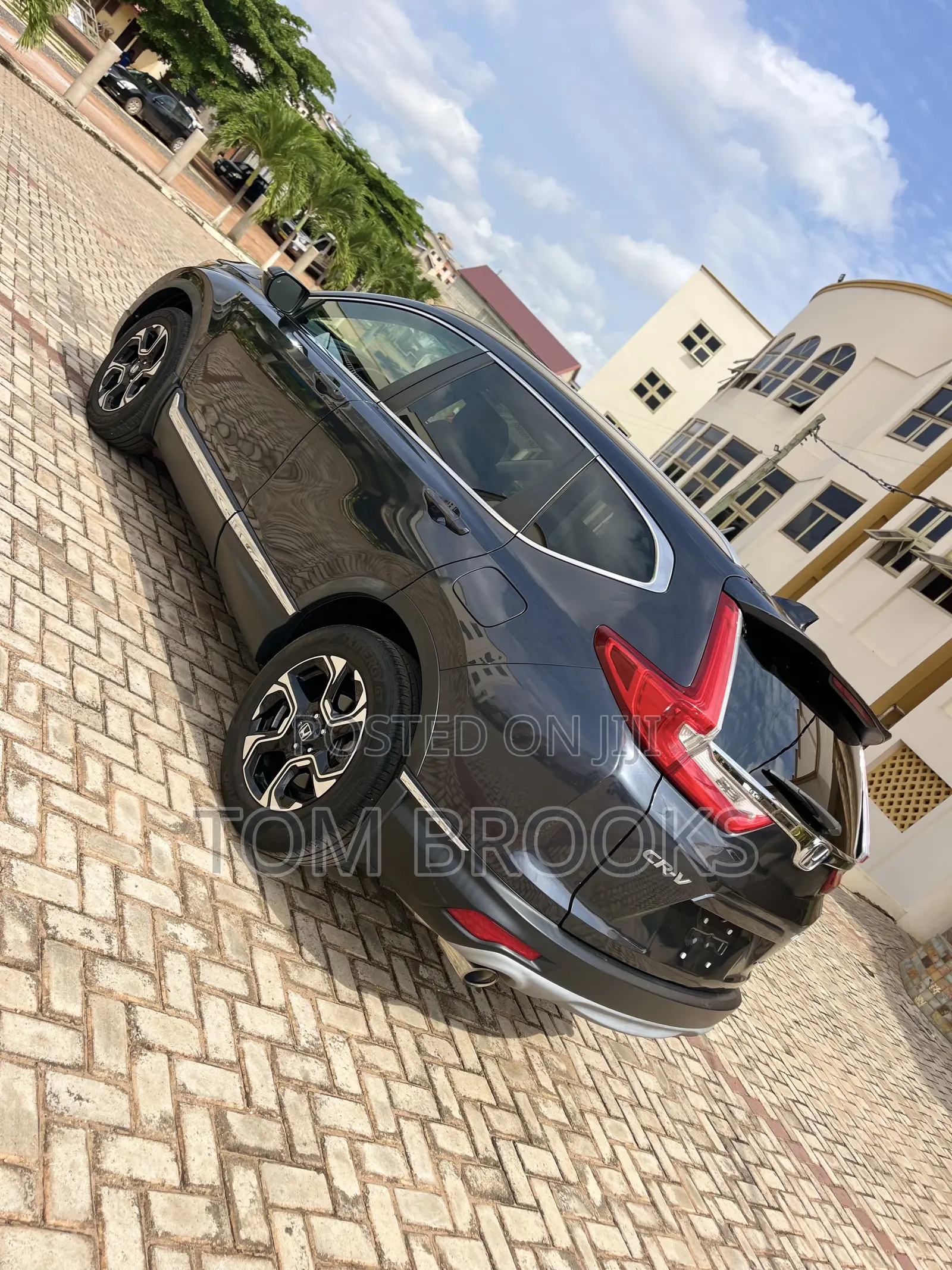 Honda CR-V Touring AWD 2018 Gray