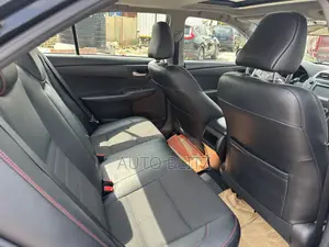 Toyota Camry 2017 Black