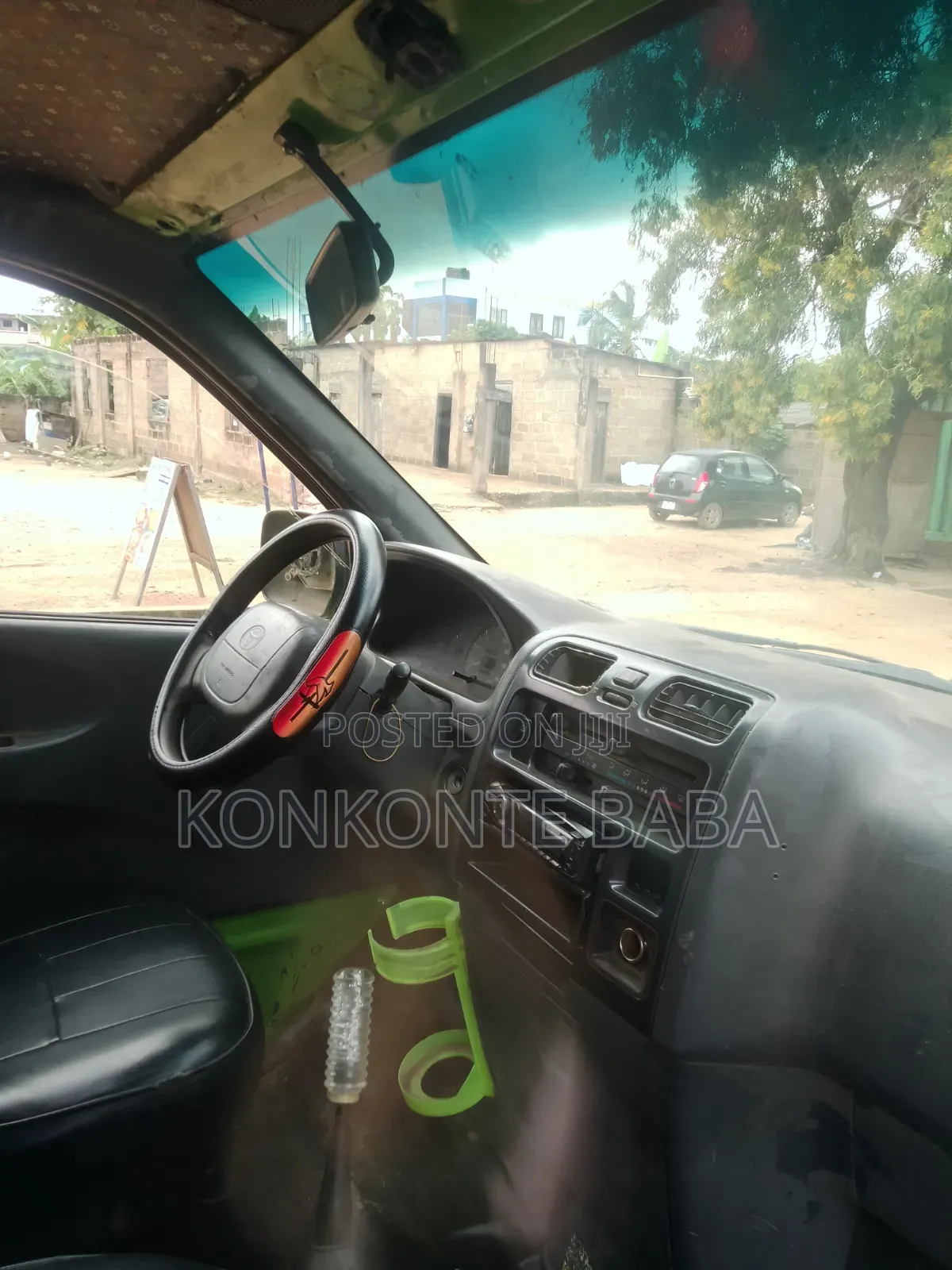 Toyota HiAce 2008 Green