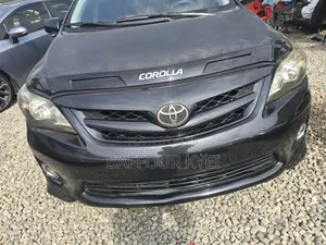 Toyota Corolla S 4dr Sedan (1.8L 4cyl 4A) 2013 Black