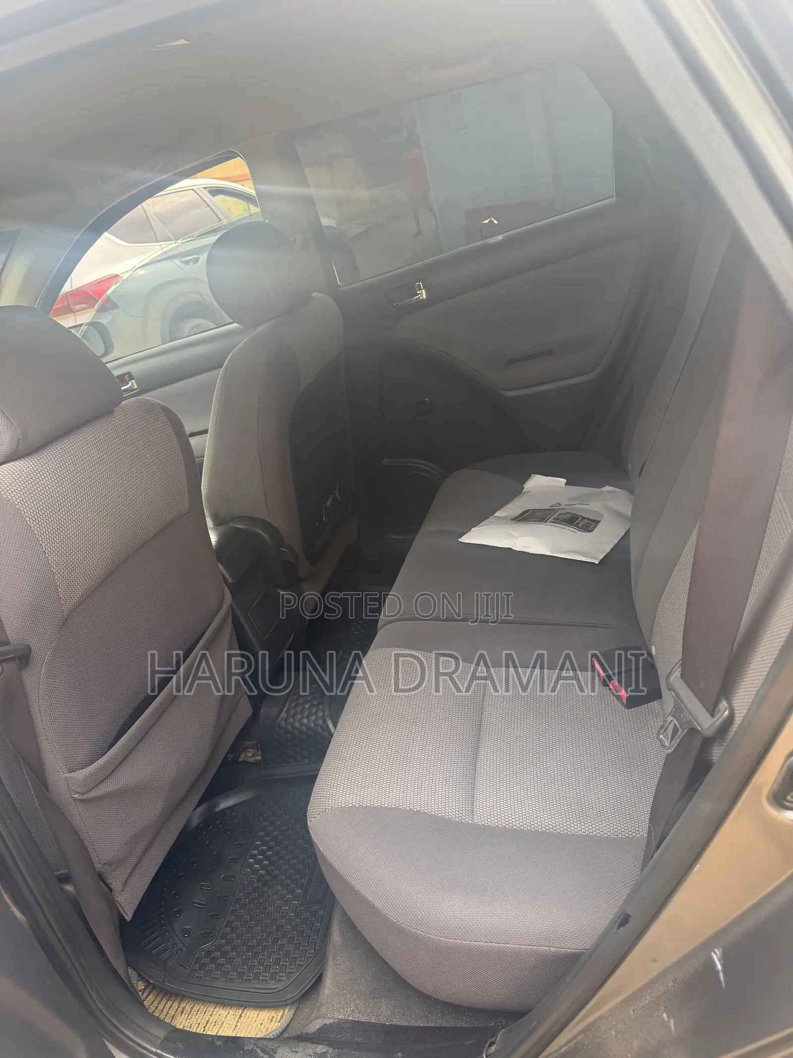 Toyota Matrix Hatchback FWD (1.8L 4cyl 5M) 2008