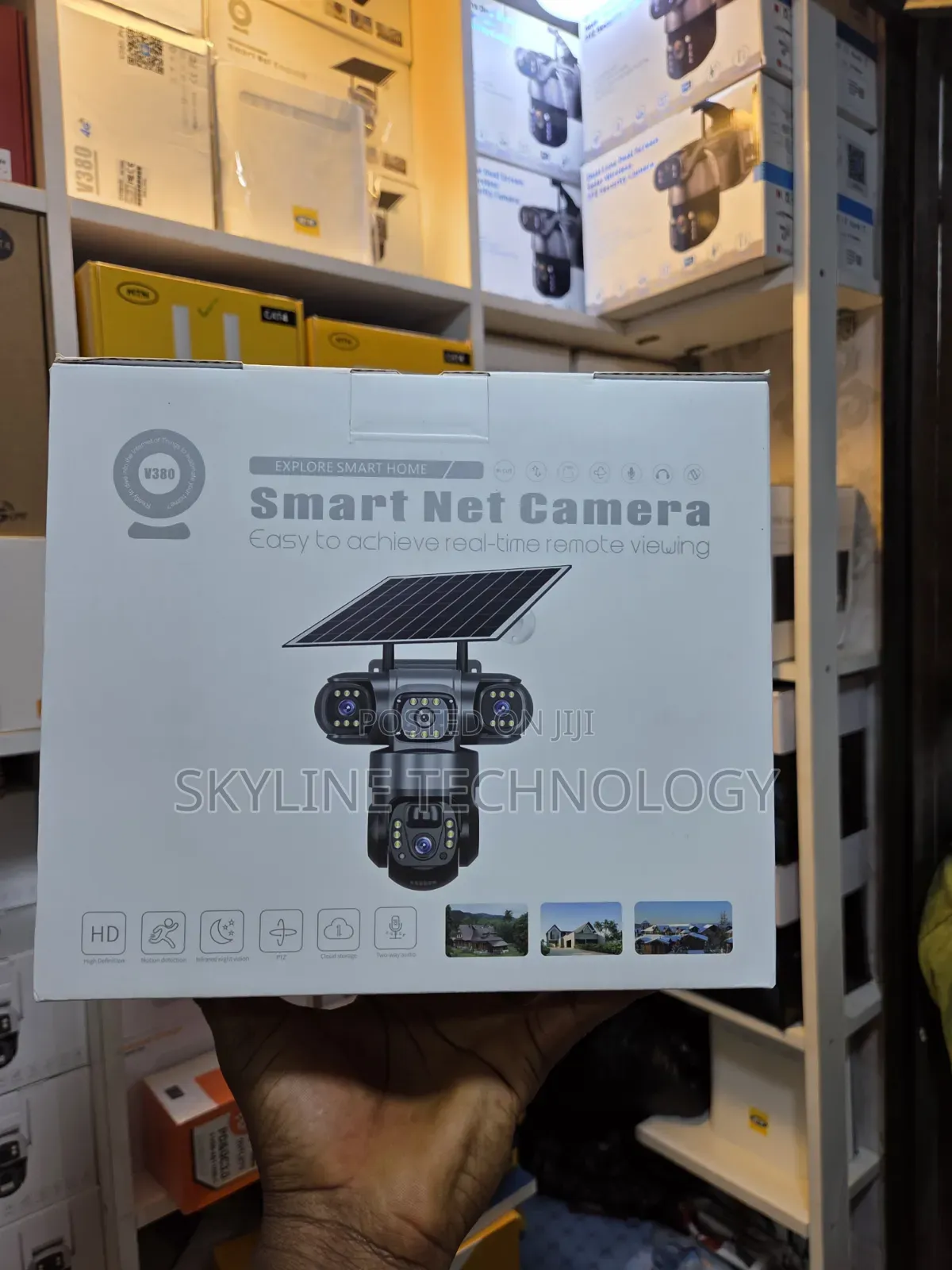 Quality 3 Lens 4g CCTV Camera With Solar