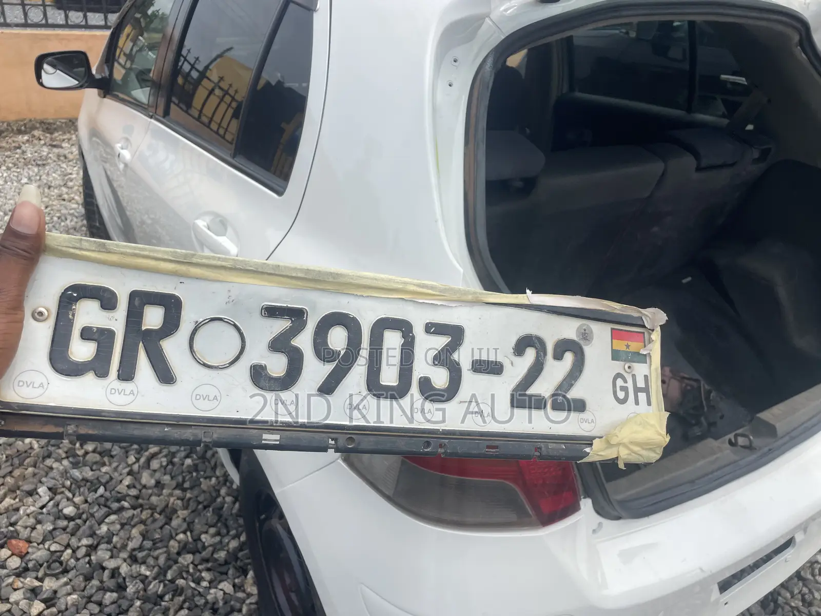 Toyota Vitz 1.0 FWD 5dr 2010 White