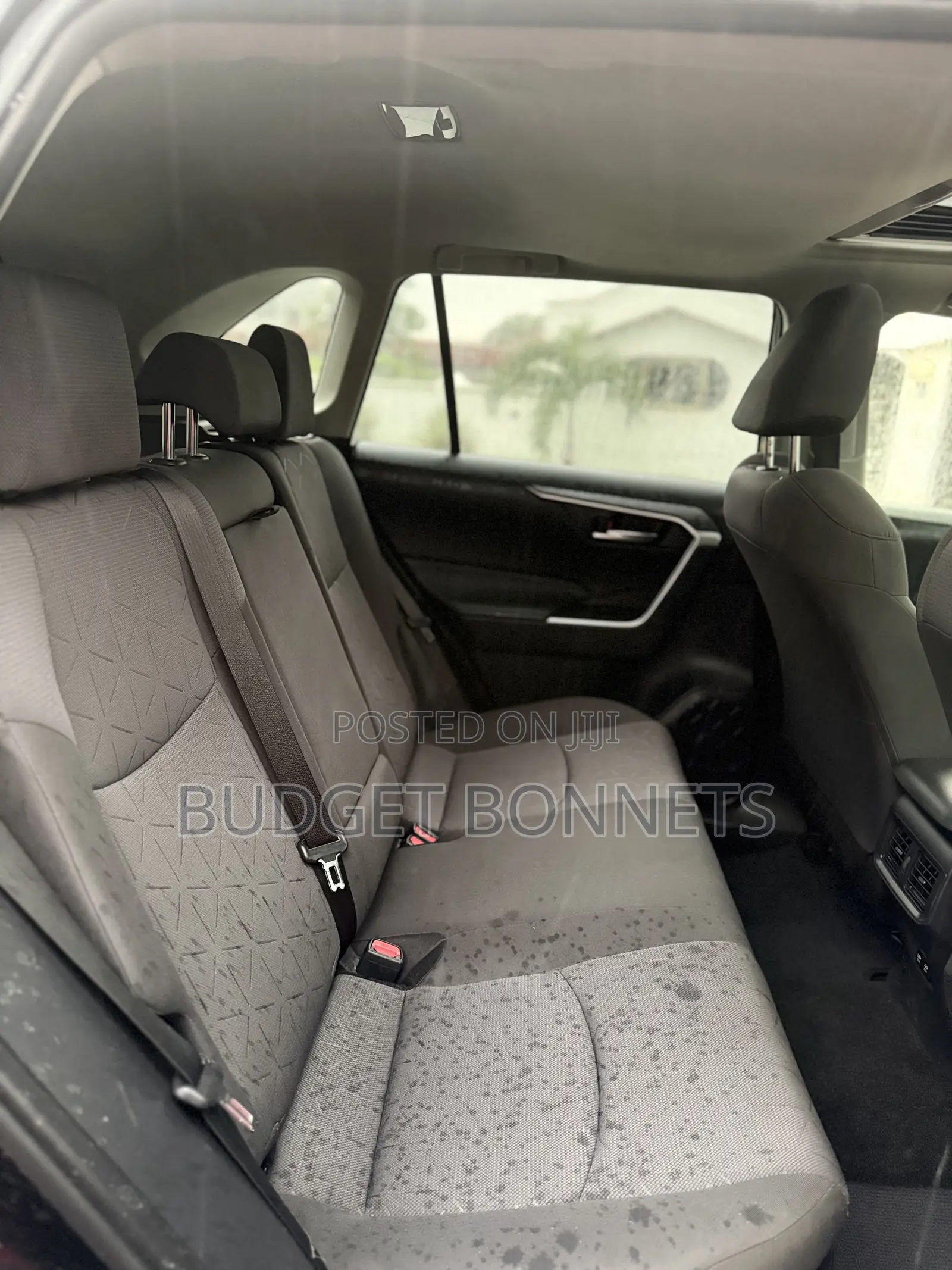 Toyota RAV4 XLE 2021 Black
