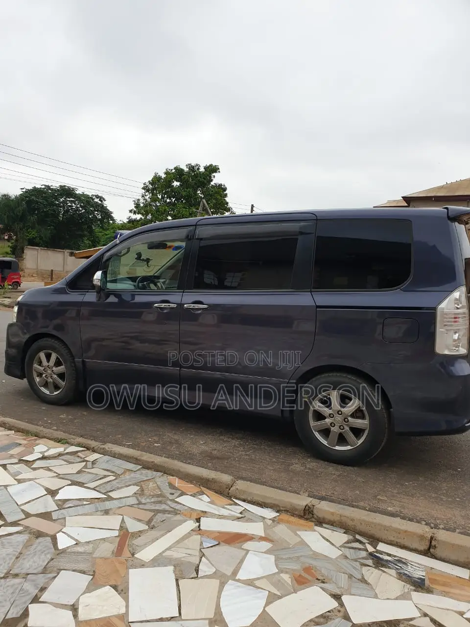 Toyota Voxy 2013 Black