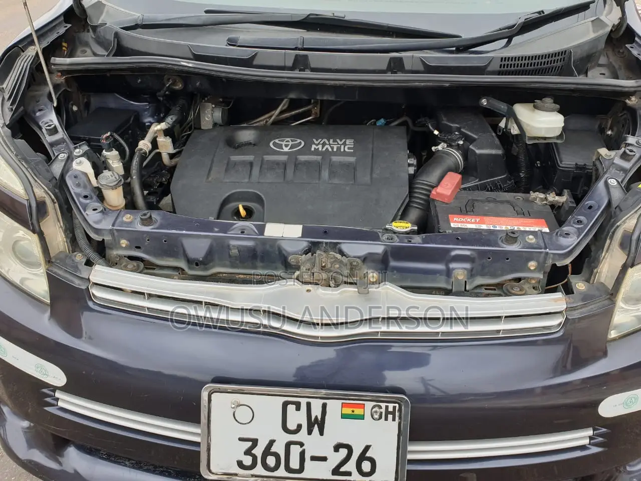 Toyota Voxy 2013 Black