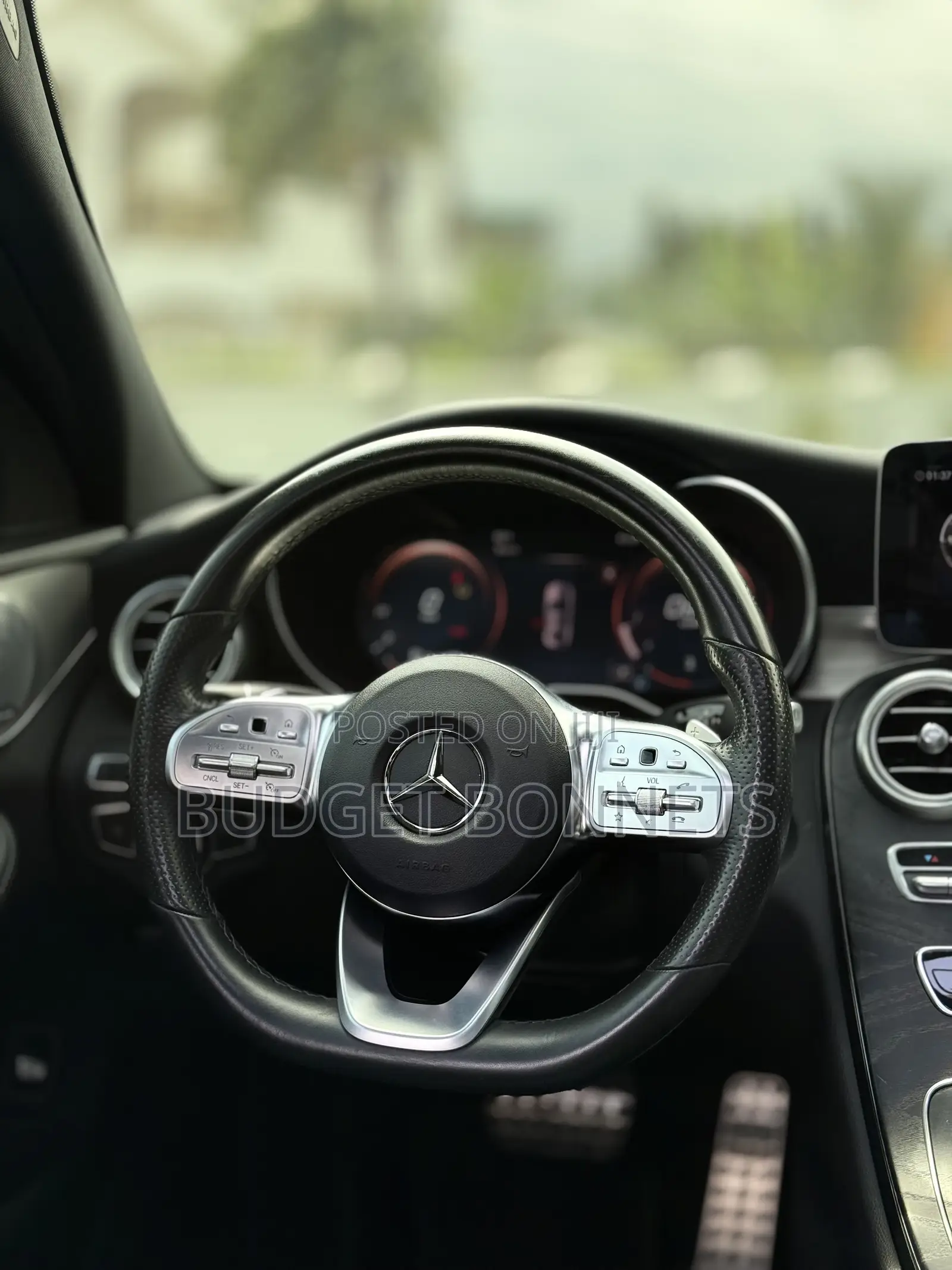 Mercedes-Benz C300 2020 Silver