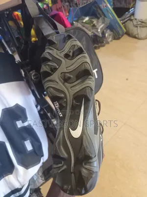 Alpha Nike Sneaker