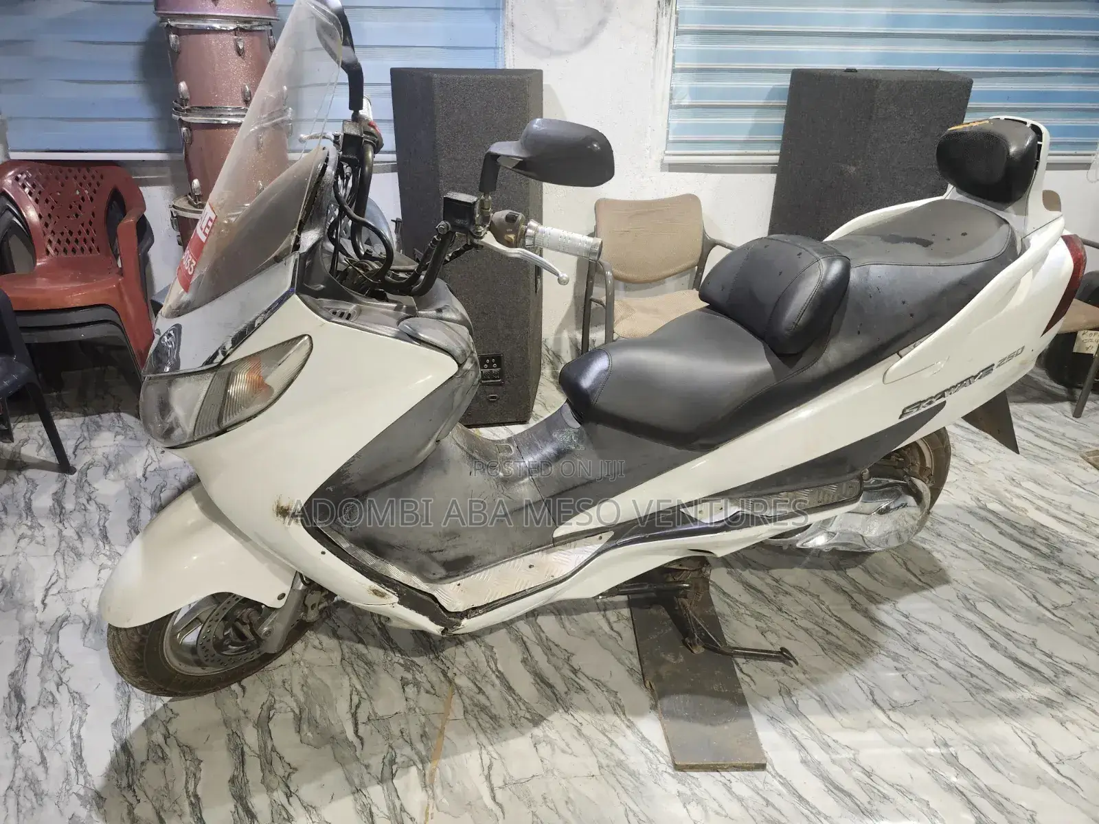 Suzuki 2007 White