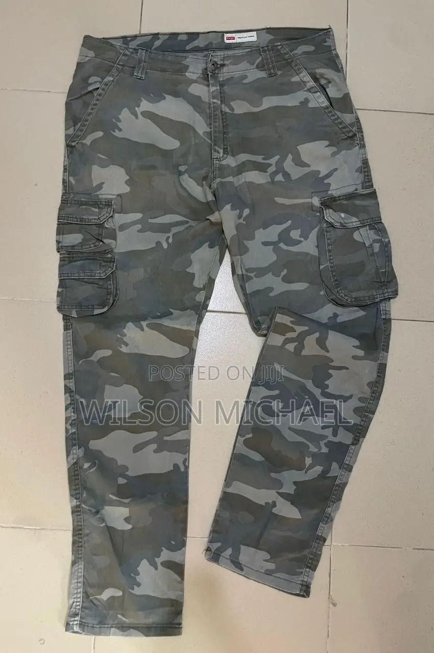 Cargo Pants , Jeans , Jerseys Sportswear