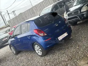 Hyundai i20 2014 Blue