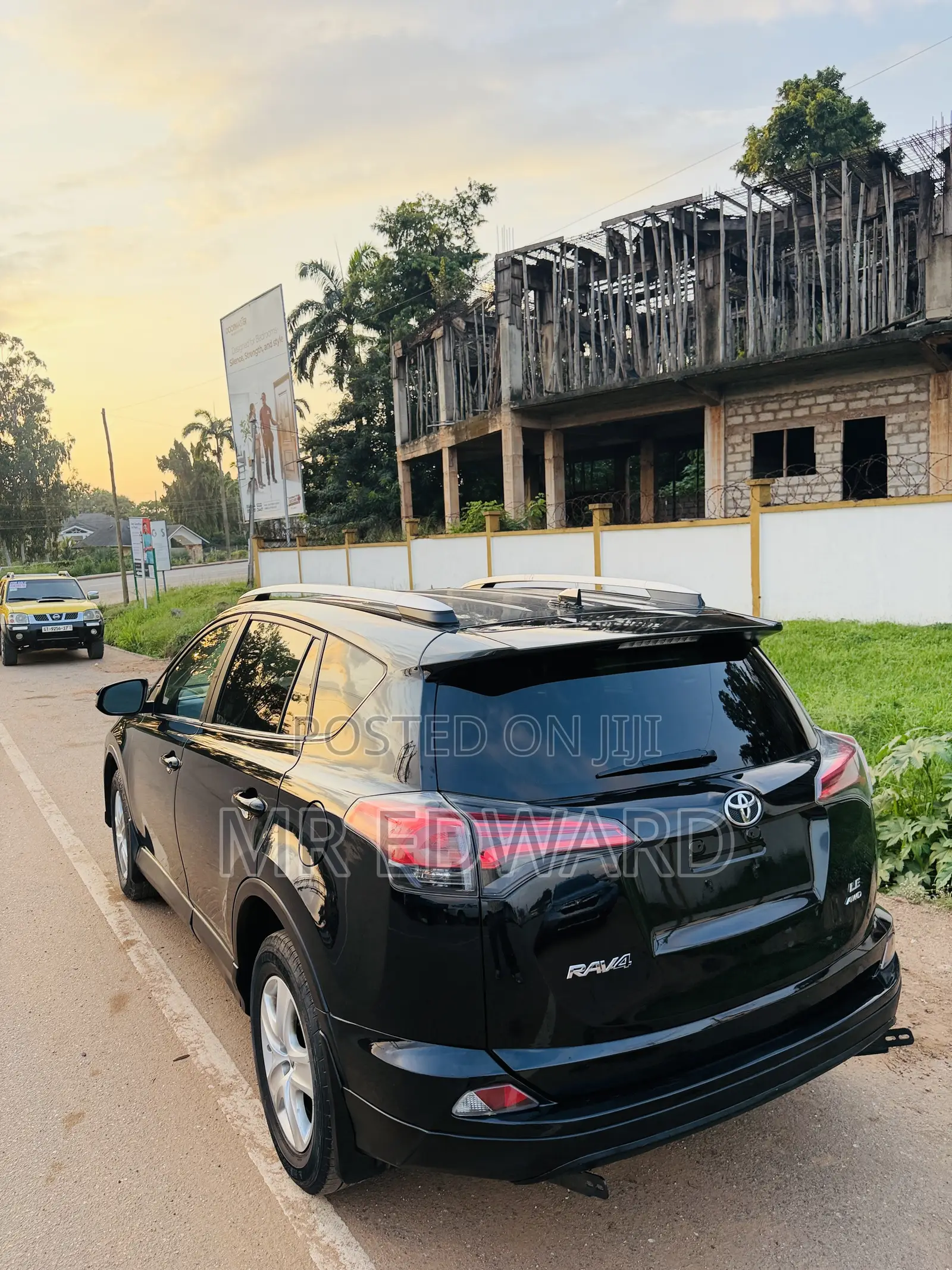 Toyota RAV4 Limited AWD (2.5L 4cyl 6A) 2016 Black