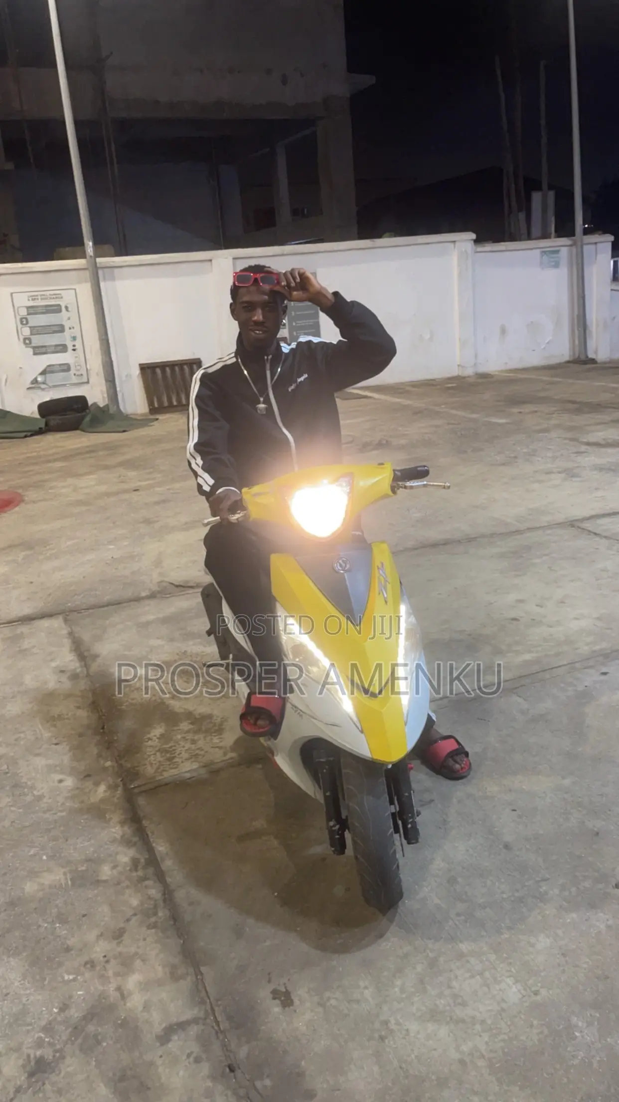 Honda 2025 Yellow