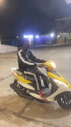 Honda 2025 Yellow