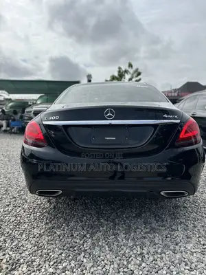 Mercedes-Benz C300 2020 Black