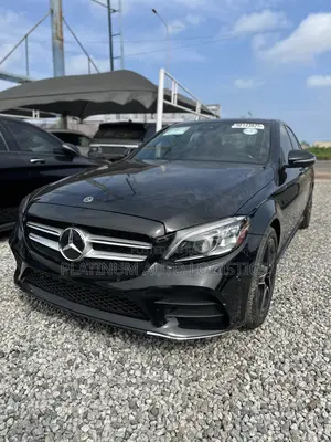 Mercedes-Benz C300 2020 Black