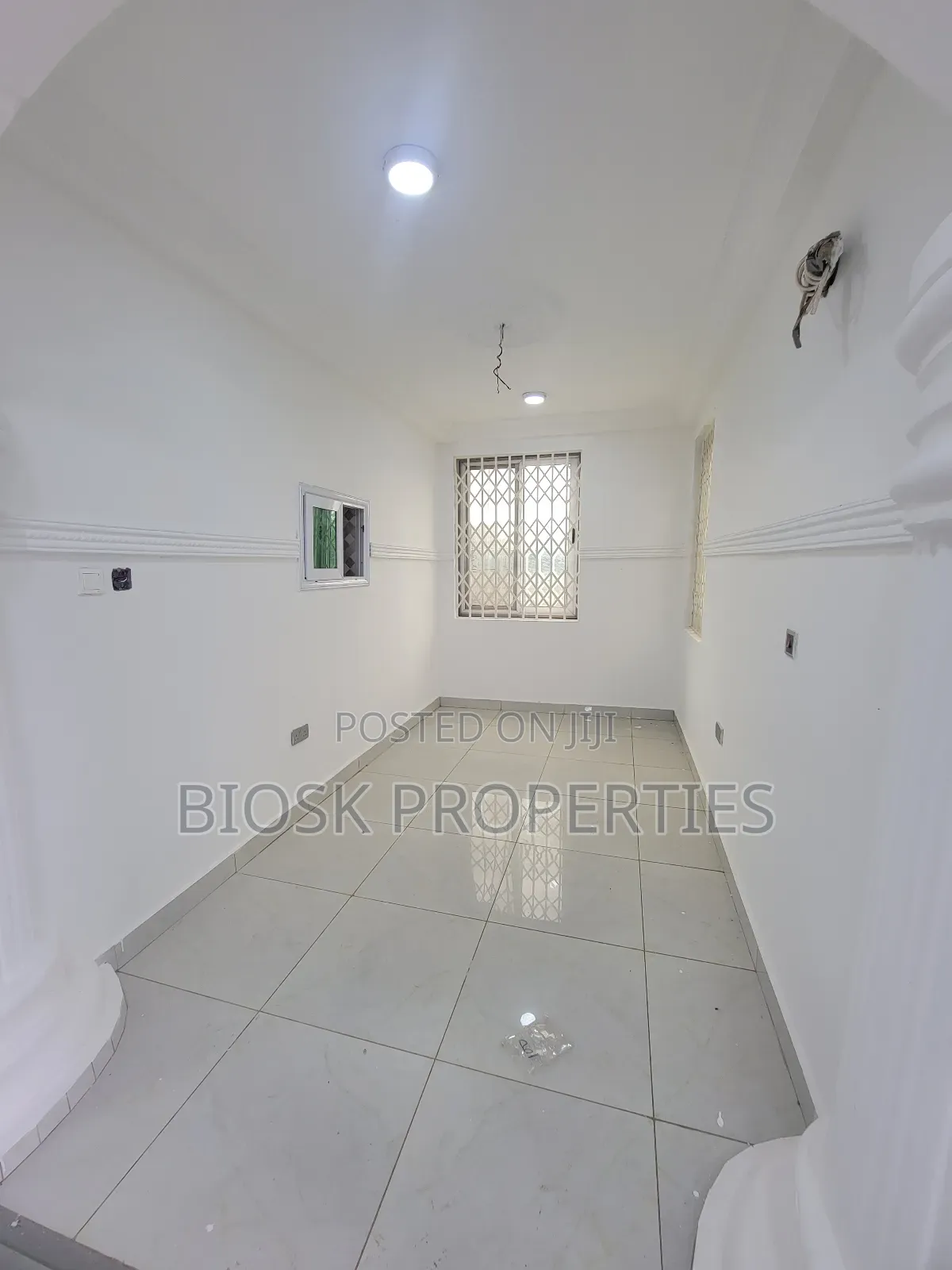 3bdrm Apartment in Biosk Properties, Malejor for rent