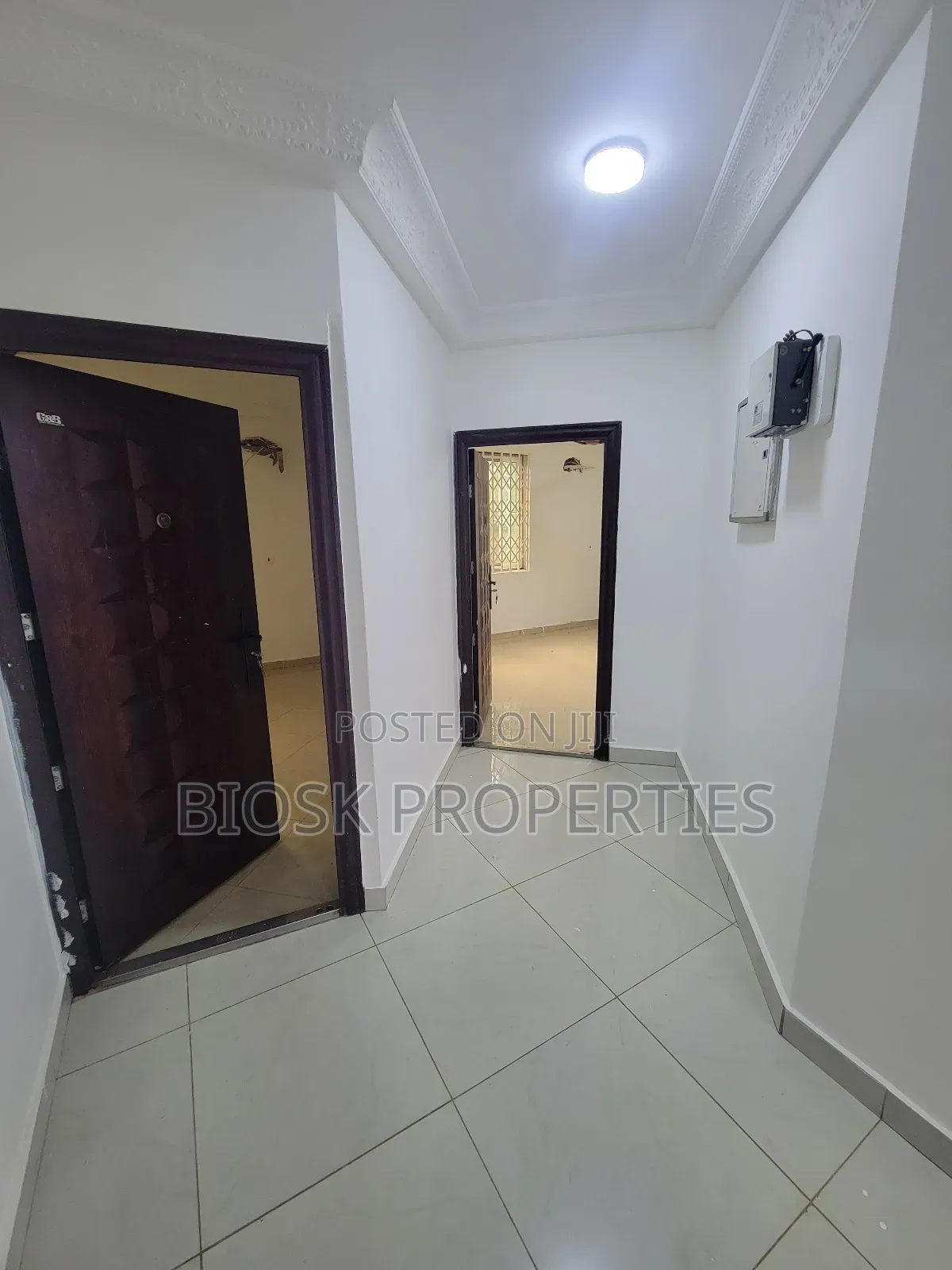 3bdrm Apartment in Biosk Properties, Malejor for rent