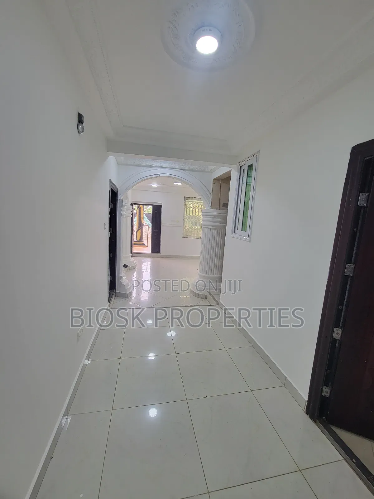 3bdrm Apartment in Biosk Properties, Malejor for rent