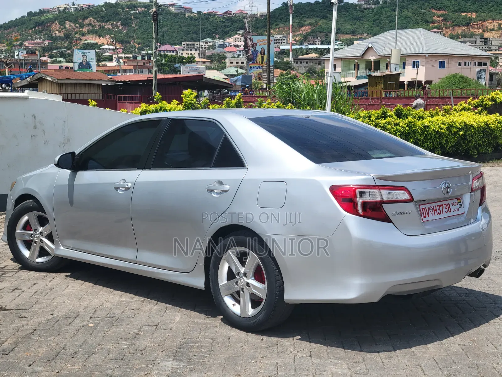 Toyota Camry 2014 Silver