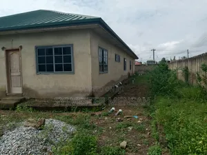 Plot With Building
