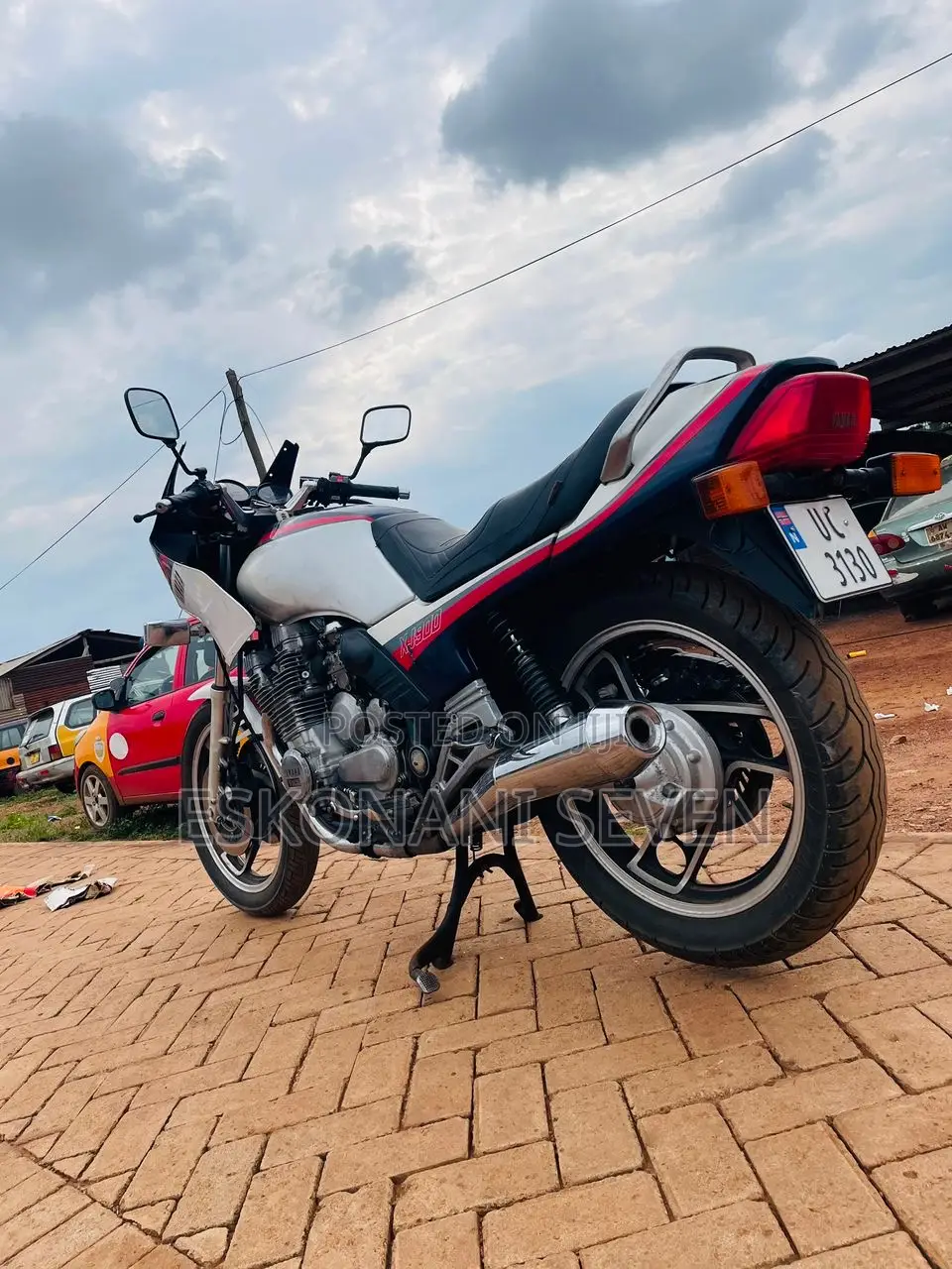 Yamaha 1985 White