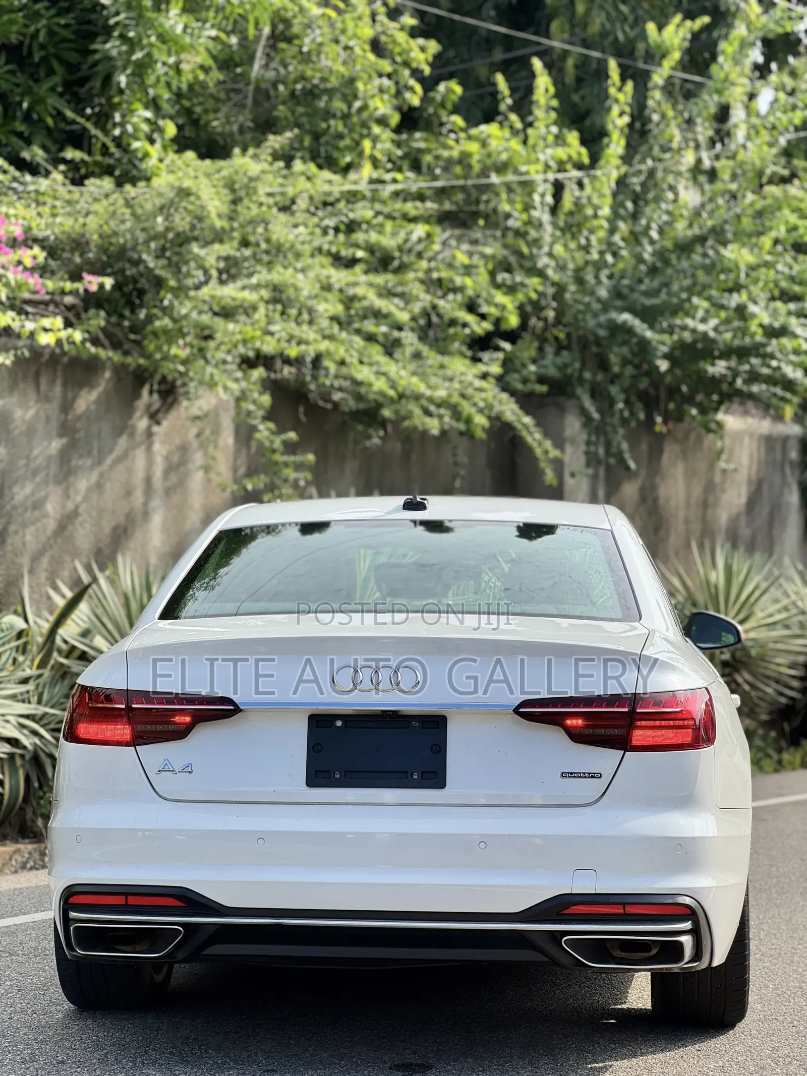 Audi A4 S line Premium Plus 2023 White