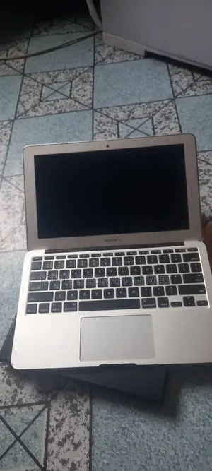 Laptop Apple MacBook 2014 4GB Intel Core i5 SSD 128GB