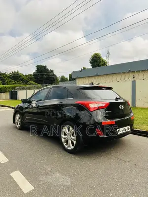 Hyundai Elantra Limited 4dr Sedan (1.8L 4cyl 6A) 2015 Black