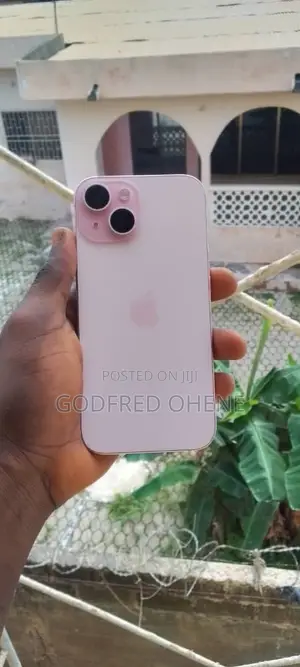 Apple iPhone 15 128 GB Pink