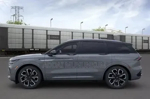 Lincoln Nautilus 2024 Gray
