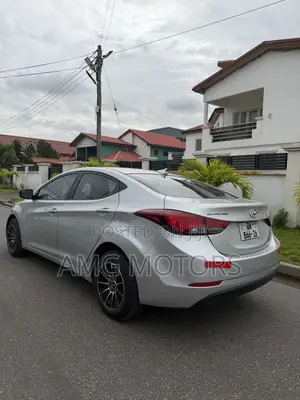 Hyundai Elantra SE Sedan FWD (1.8L 4cyl 6A) 2016 Silver
