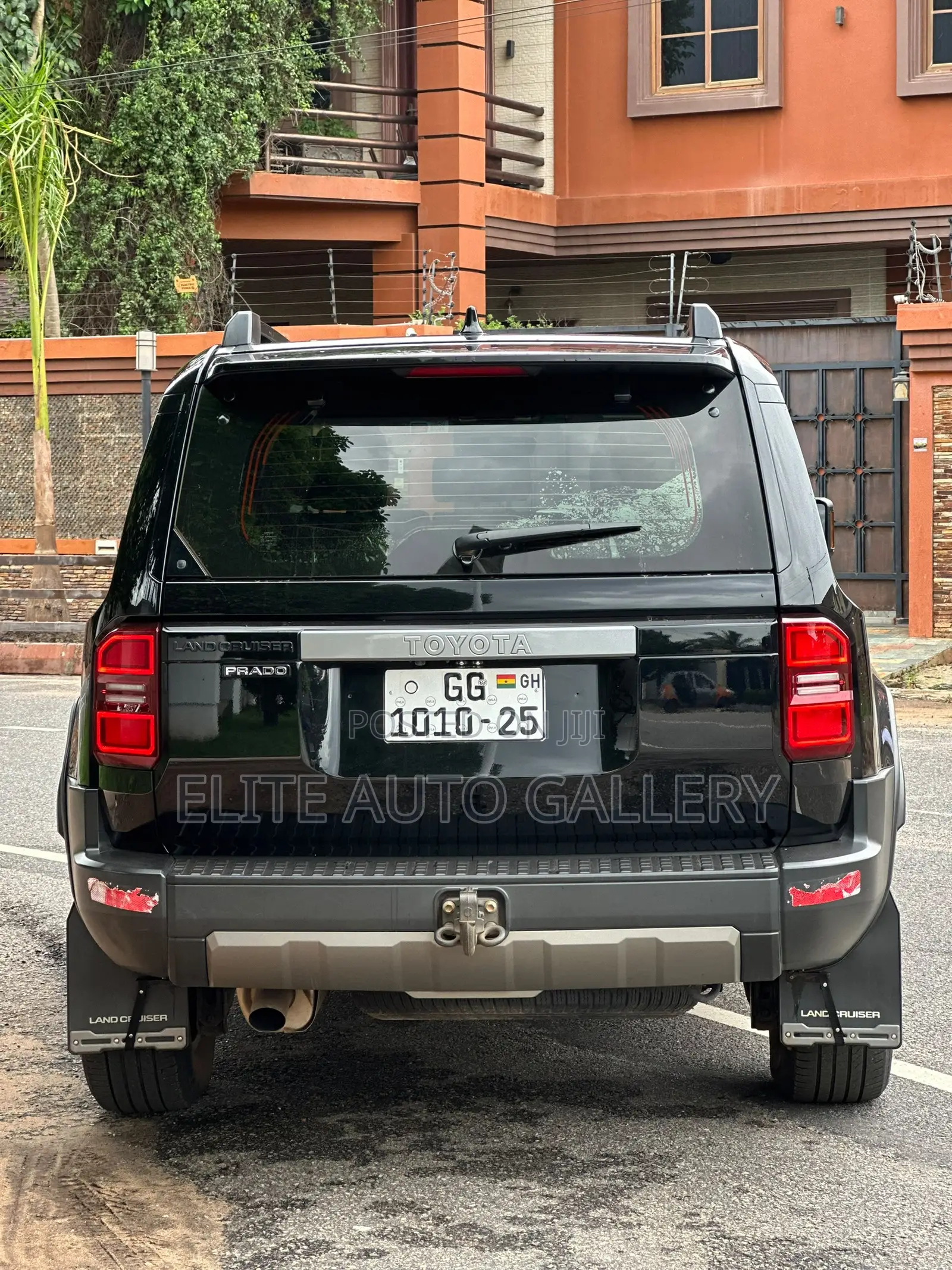 Toyota Land Cruiser Prado 2.8 2025 Black