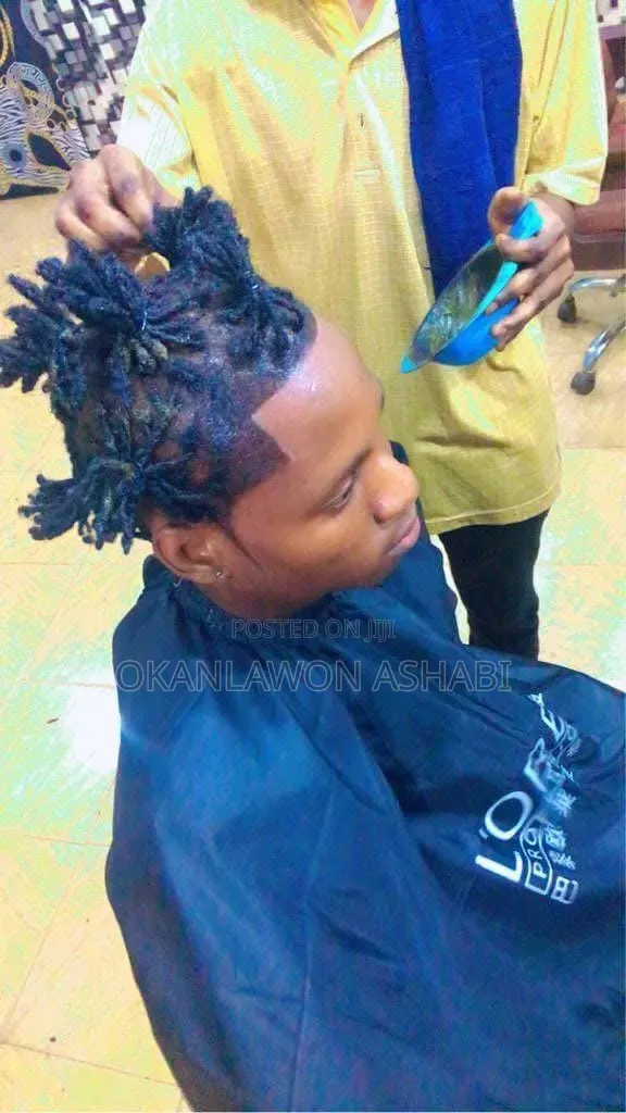 Professional Home Service Hairstylist