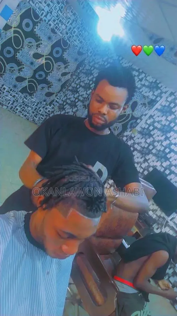Professional Home Service Hairstylist