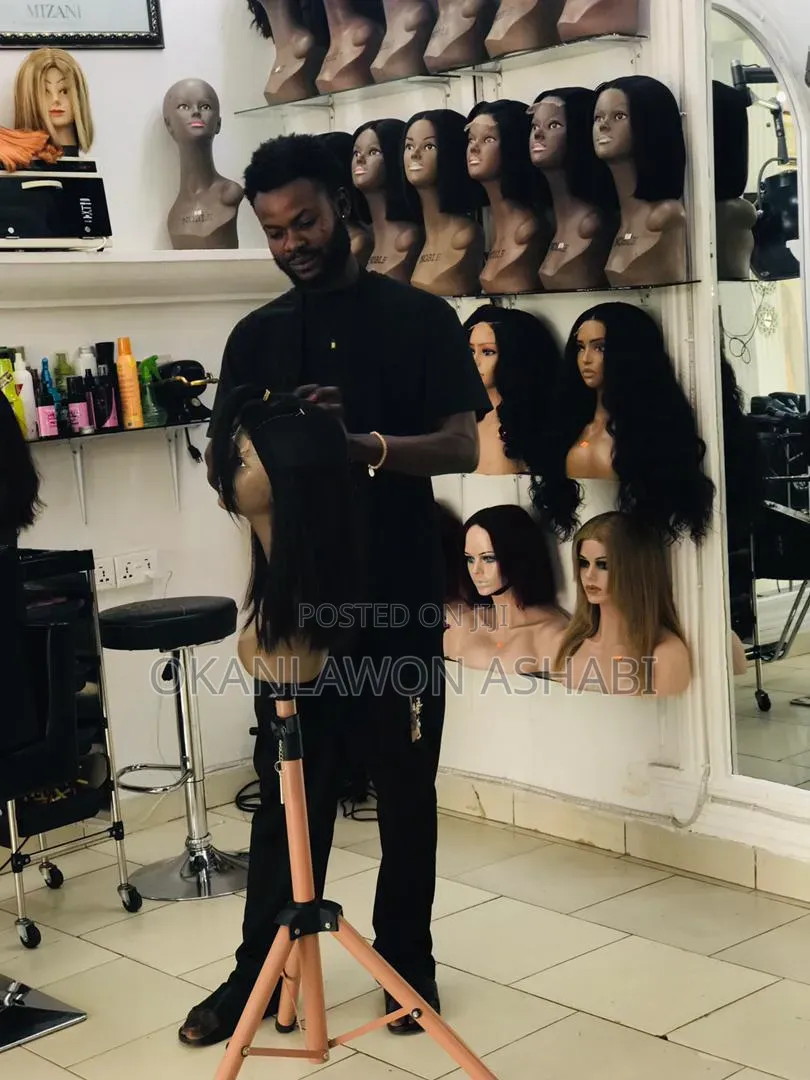 Professional Home Service Hairstylist