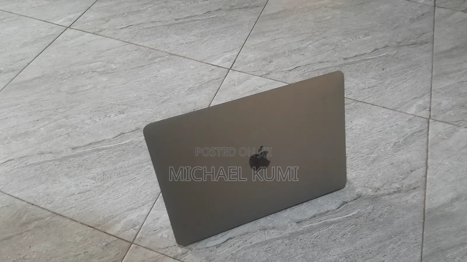 Laptop Apple MacBook 2017 8GB Apple M3 SSD 256GB