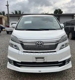 Toyota Vellfire 2012 White