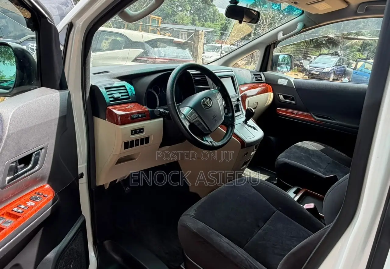 Toyota Vellfire 2012 White