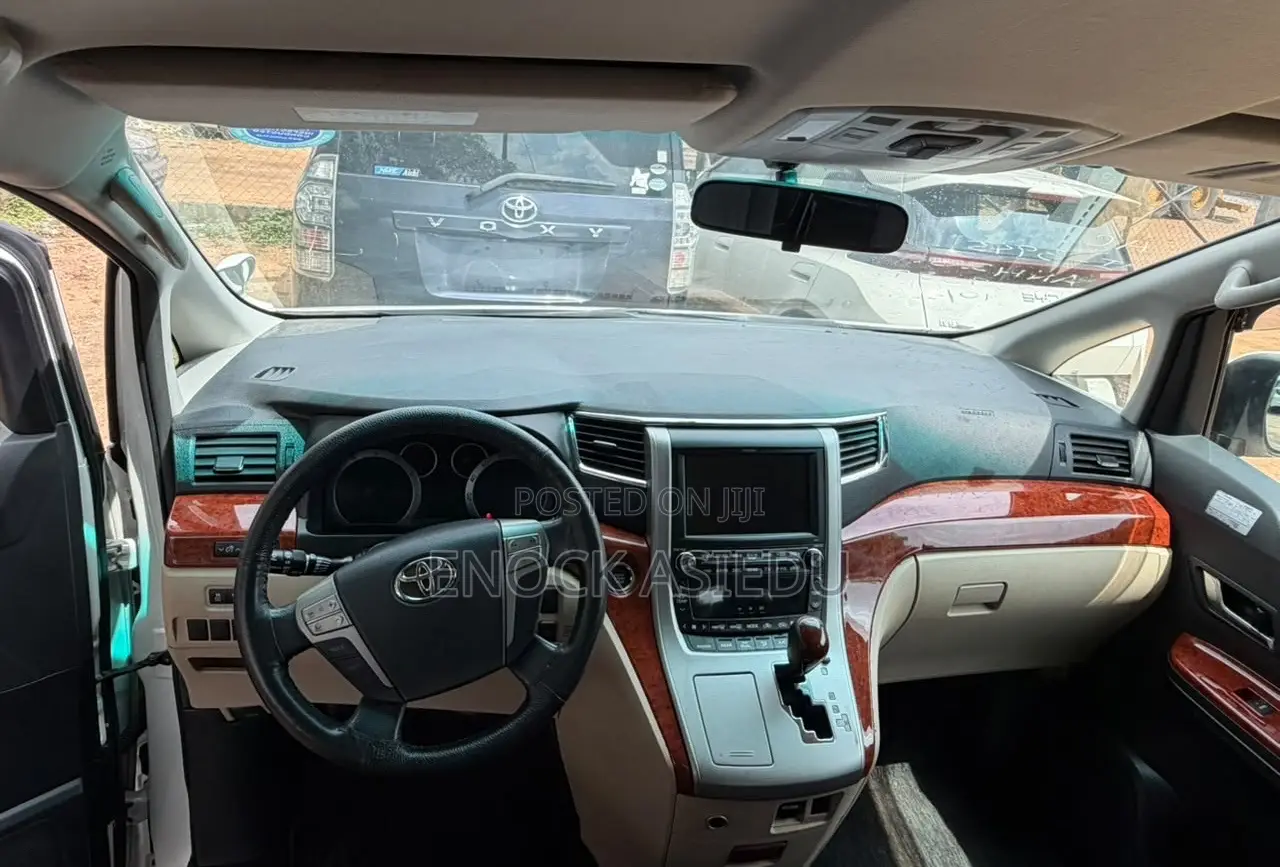 Toyota Vellfire 2012 White