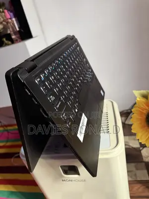 Laptop Dell Latitude 7390 8GB Intel Core i5 SSD 256GB