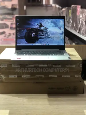 New Laptop Lenovo G780 4GB AMD Ryzen 3 SSD 128GB