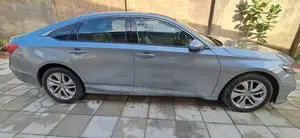 Honda Accord Sport (1.5L 4cyl Turbo CVT) 2019 Silver